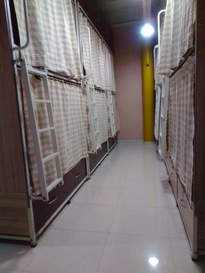 Abuzz Sewri Mumbai Exterior photo